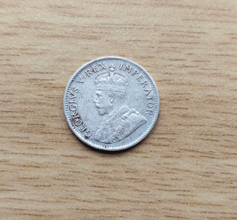 South Africa 1932 Silver Threepence.
