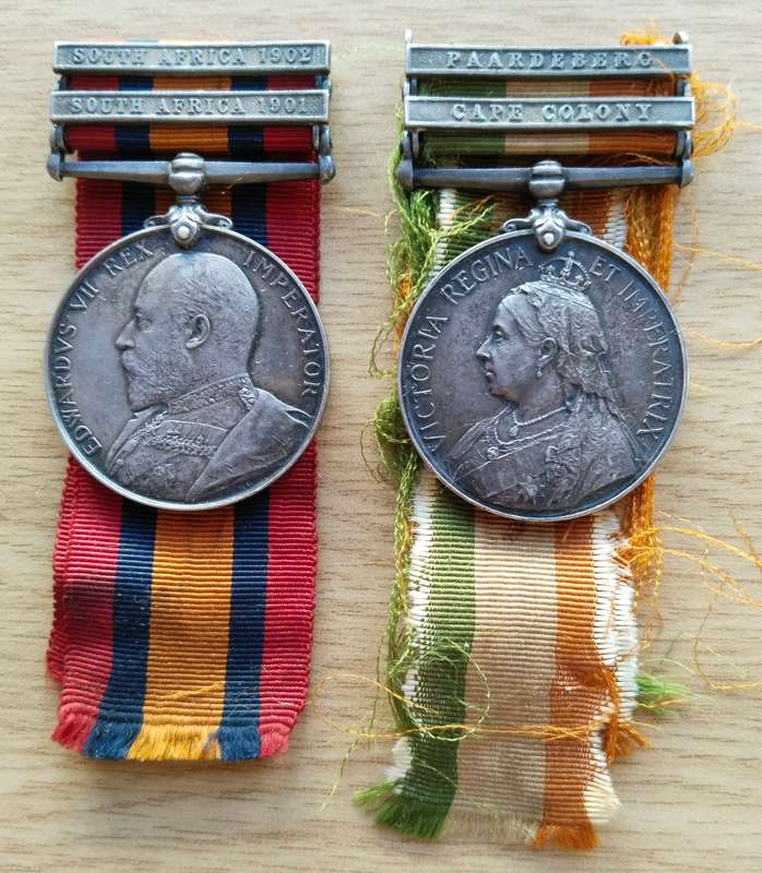 Boer War Paardeberg Cape Colony group Medals awarded to TPR. B.F. ROBINSON. NESBITT'S H.
