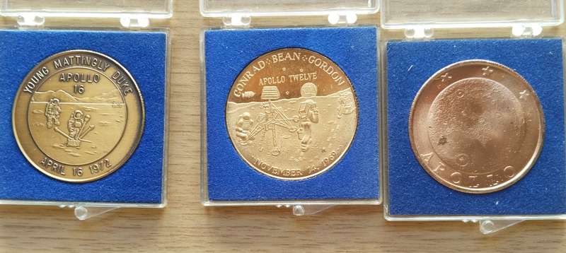 Apollo collection of 7 old commemorative Medals. One bid takes all.