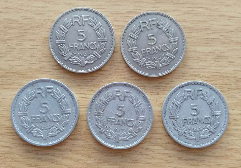 France collection of 5 old Francs. Top 2 steel rest tin.