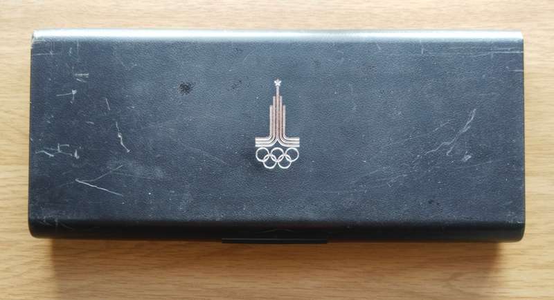 Russia 1977 Silver Proof medal Set. 133.28 grams. Nice Set!!