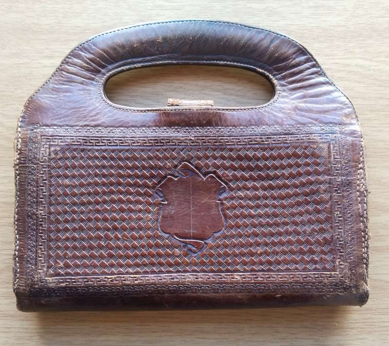 Beautiful vintage antique leather purse.