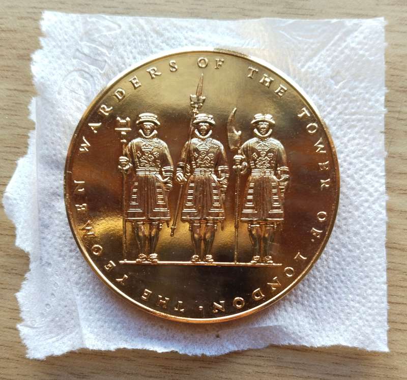 Great Britain 1976 Tower of London Large Commemorative Medal.