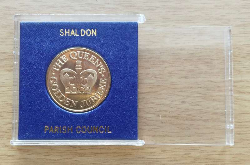 Great Britain Queen Elizabeth II Shaldon Parish council commemorative medal.