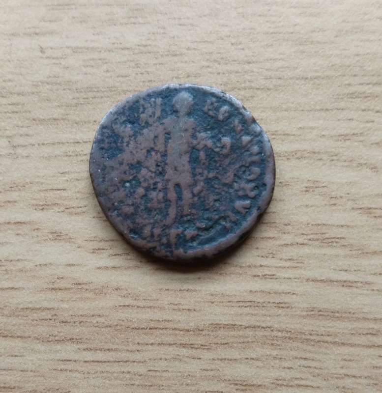 Unknown Unresearched old Roman/ Greek coin.