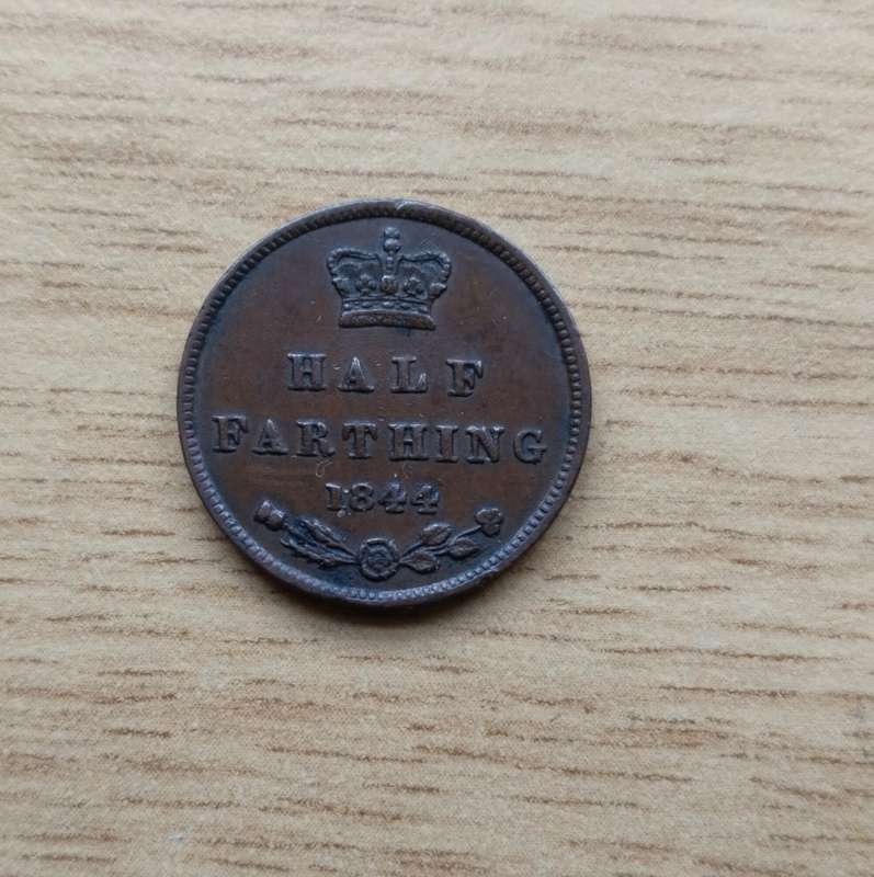 Great Britain Queen Victoria 1844 Half Farthing. Good condition.