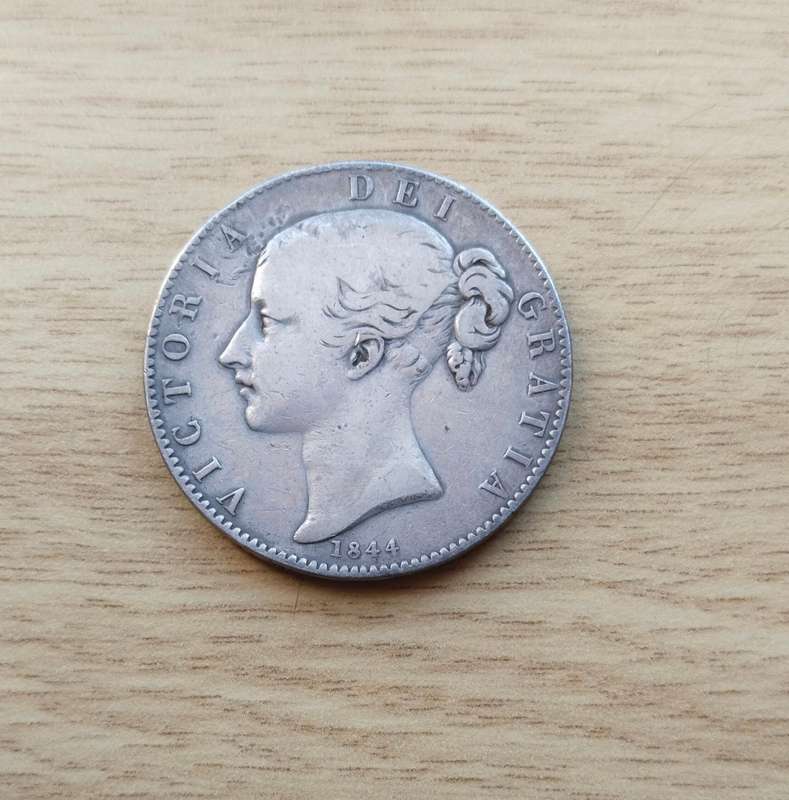 Great Britain 1844 Queen Victoria Sterling silver Crown. Nice coin!!