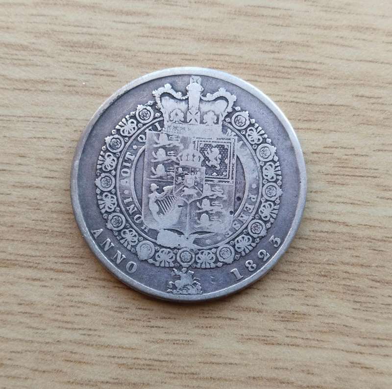 Great Britain 1823 Sterling silver King George 1111 Half Crown.
