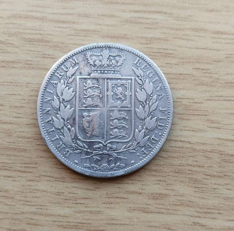 Great Britain 1883 Queen Victoria Sterling silver Half Crown.