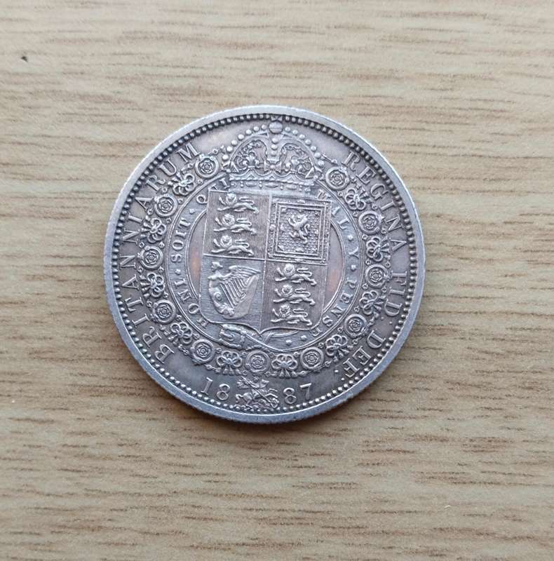 Great Britain 1887 Queen Victoria Sterling silver Half Crown. Good condition.