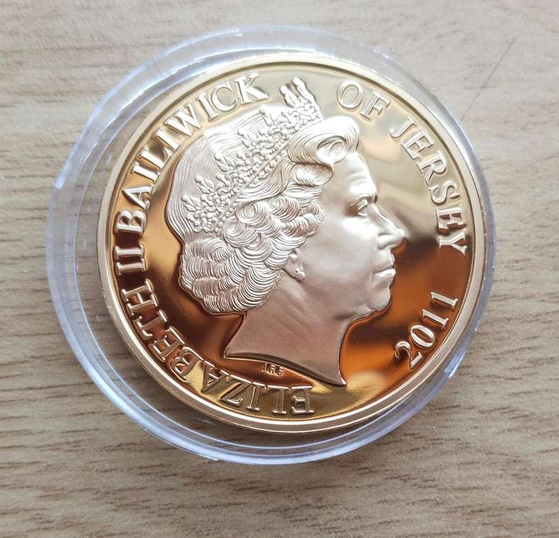 Great Britain 2012 ( 24ct gold plated ) Diamond Jubilee crown