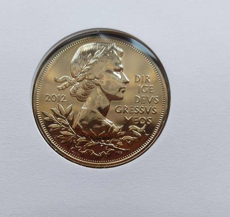 Great Britain 2012 Diamond Jubilee crown coin.