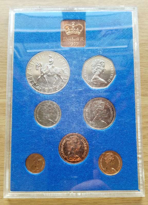 Great Britain 1977 UNC / PROOF Set.