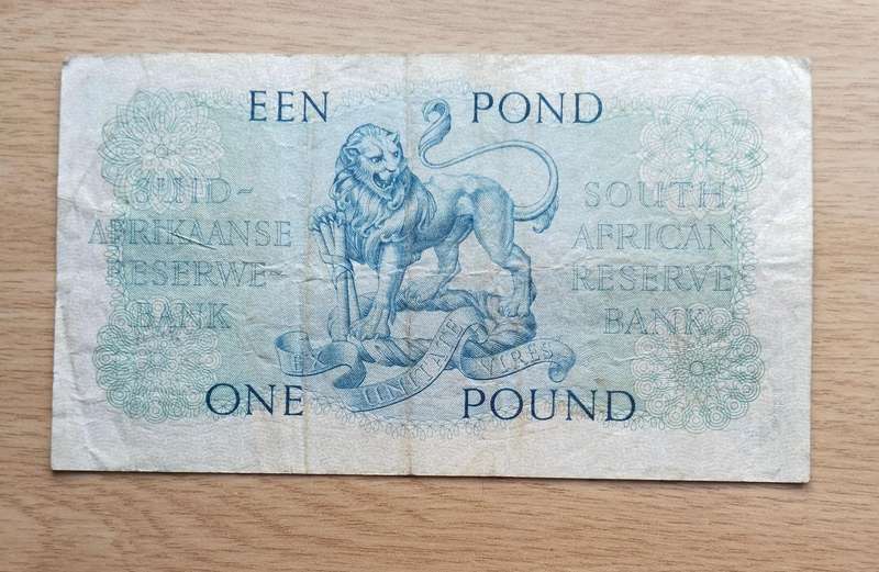 South Africa M.H. de Kock 24.6.58 Old one pound Bank Note. (294)