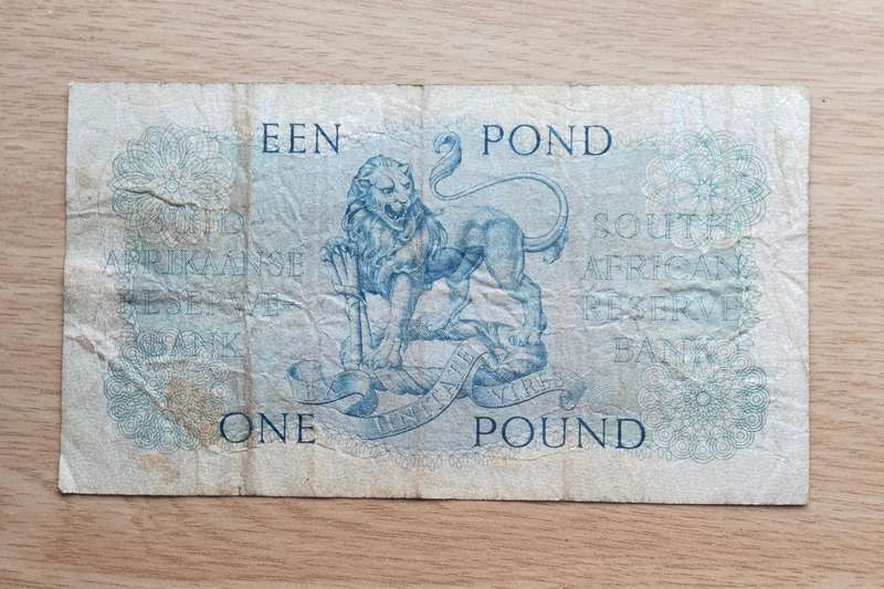 South Africa M.H. de Kock 15.5.59 old one pound Bank Note. (545)