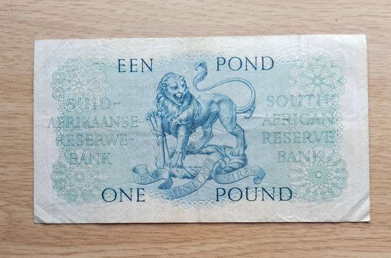 South Africa M.H. de Kock 20.5.58 Old One Pound Bank Note. (109)