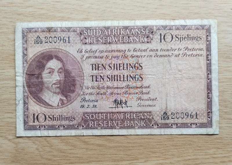 South Africa M.H. de Kock 19.2.58 Ten Shillings Bank Note. (961)