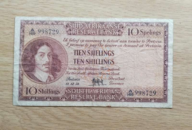 South Africa M.H. de Kock 11.12.58 Ten Shillings. (729)