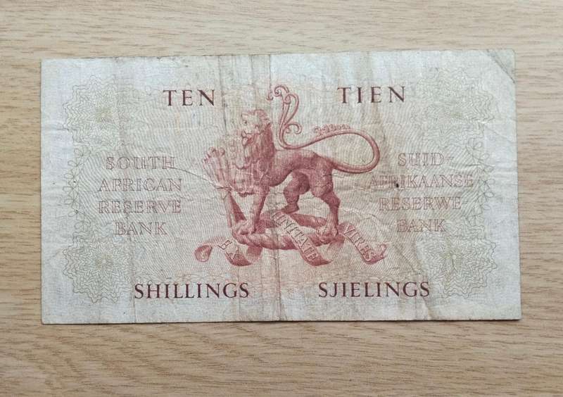 South Africa M.H. de Kock 23.10.57 Ten Shillings Bank Note. (721)