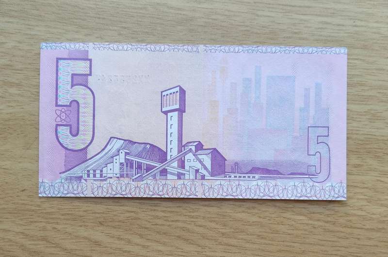 Replacement XX South Africa Stals R5 Bank Note. Good condition. (344)