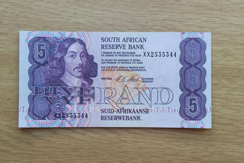 Replacement XX South Africa Stals R5 Bank Note. Good condition. (344)