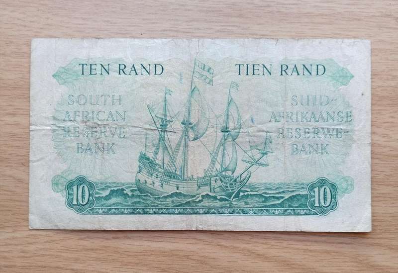 South Africa G. Rissik old R10 Bank Notes. (897)