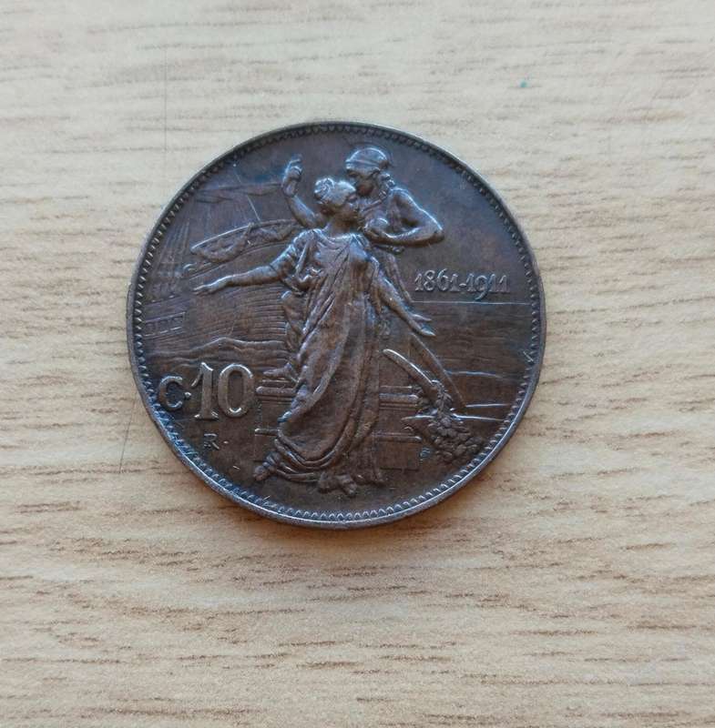 Italy 1861 - 1911 Good condition 10 Centimes.