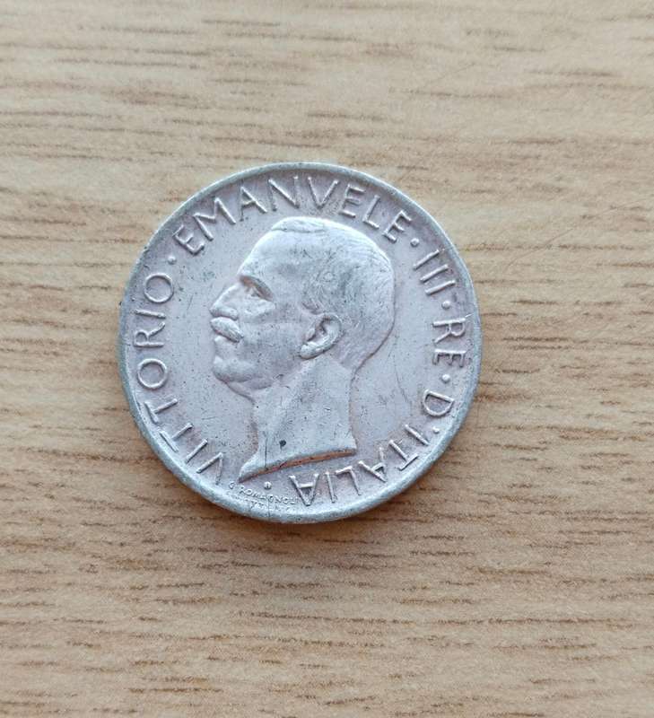 Italy 1930 R Silver 5 lira.