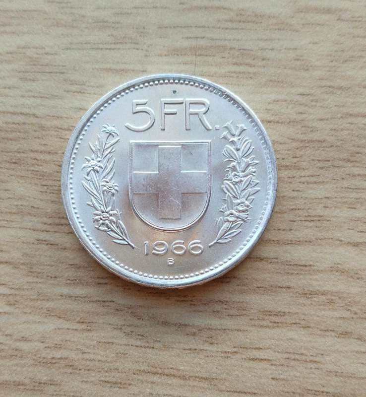 Helvetica Switzerland 1966 (B) UNC/AUNC Silver 5 Frank. 83.5% Silver. 15 Grams.