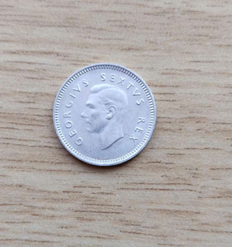 South Africa 1949 Silver Threepence. Good condition.