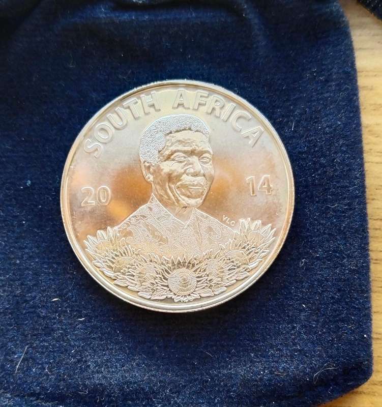 South Africa 2014 Silver UNC Nelson Mandela Life of a Legend One Rand.