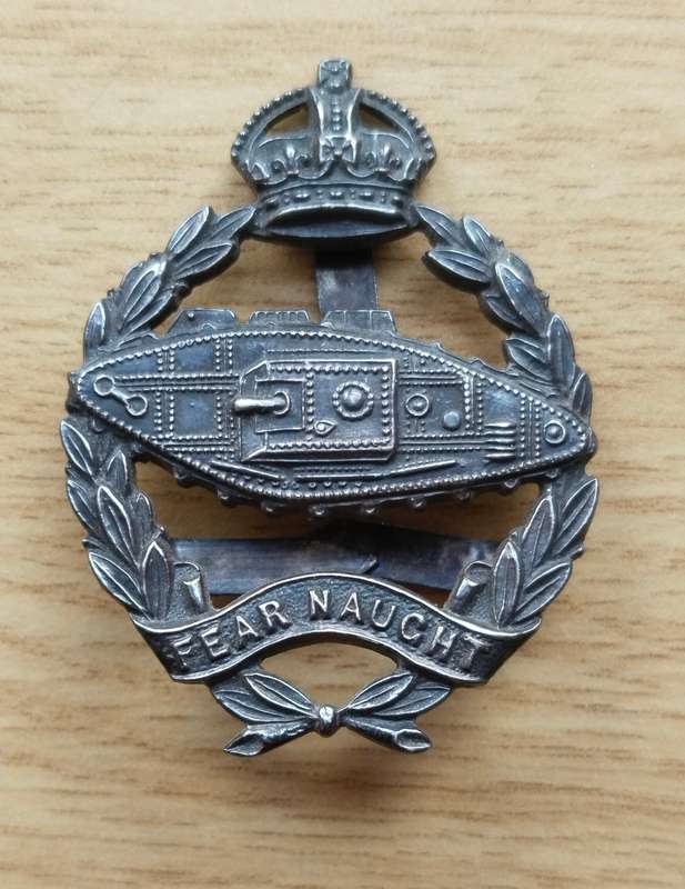 Great Britain Silver WW11 Royal Military Tank Regiment Cap Badge.  15.09 Grams.