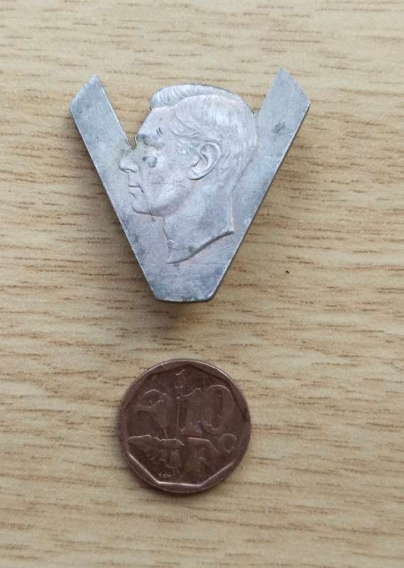 Great Britain WW11 King George V1 Victory Badge.