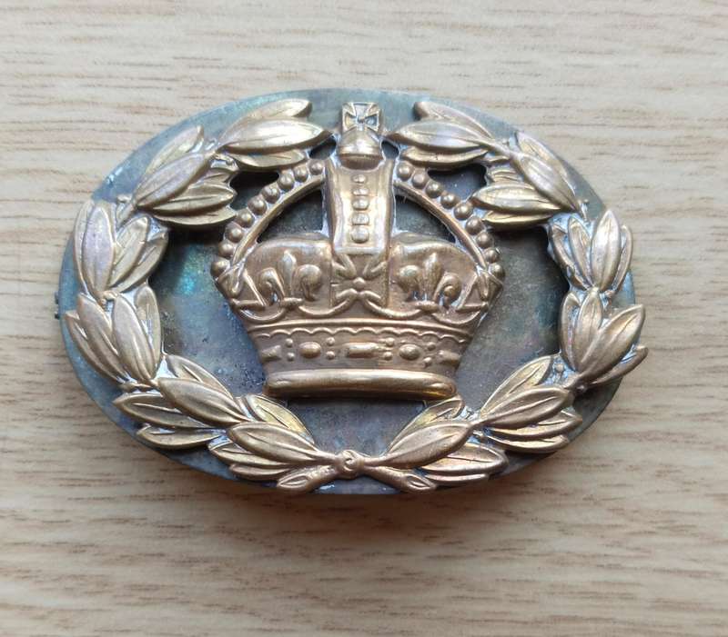 Great Britain WW11 South Wales Borders Officer cap badge.
