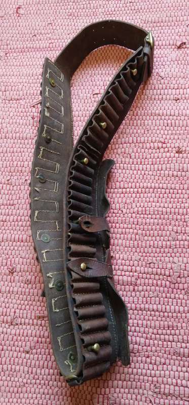 Boer War British Leather Bandolier .303 Bullet belt.
