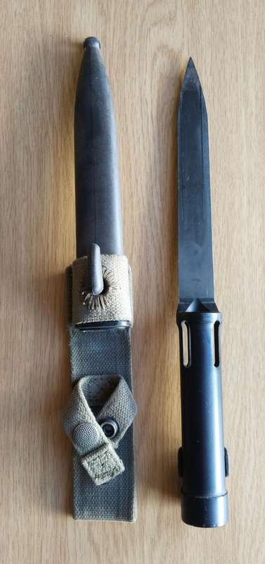 SANDF Old R1 Rifle Bayonet With Scabbard.