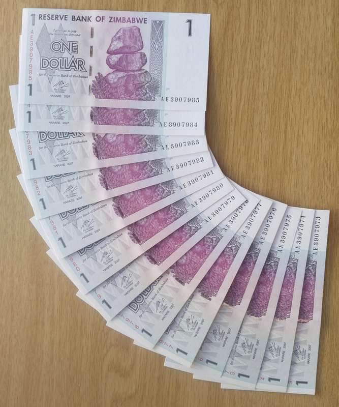 Zimbabwe 13 Consecutive number One Dollar Bank Notes. ( 973-985 )