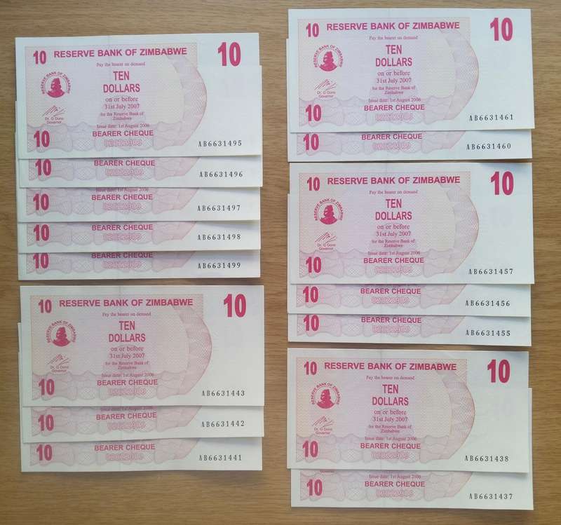 Zimbabwe Collection of 5 sets consecutive number 10 Dollar Bank Notes.