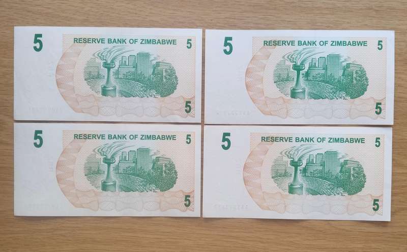 Zimbabwe Collection of 2 Sets Consecutive number 5 Dollar Bank Notes.