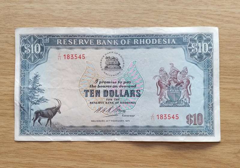 Rhodesia 24th February 1971 Ten Dollar Bank Note. (545)