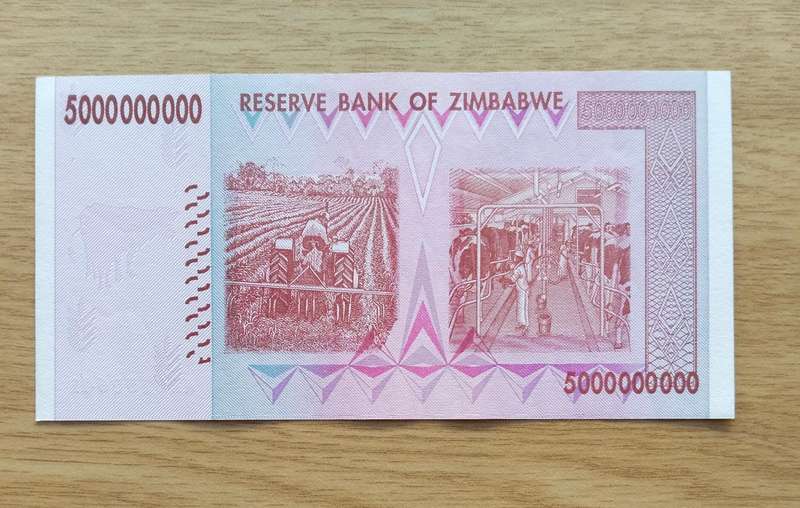 Zimbabwe Five Billion Dollars Bank Note. Good condition. (AA641)