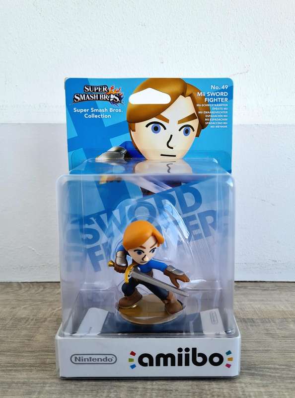 Super Smash Bros Mii Sword Fighter Amiibo