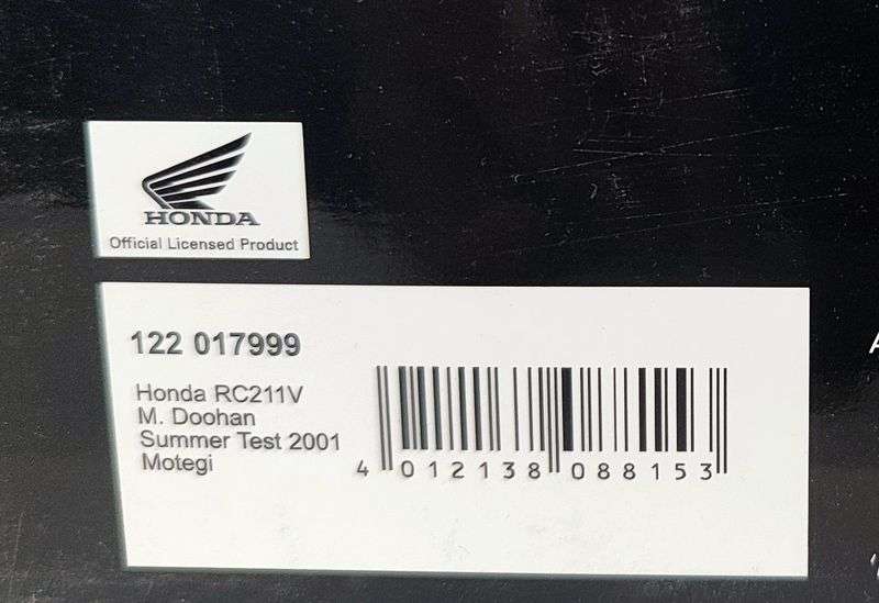 *NEW/RARE/BOXED* 1/12 Minichamps - Honda RC211V Michael Doohan Summer Test 2001 Motegi