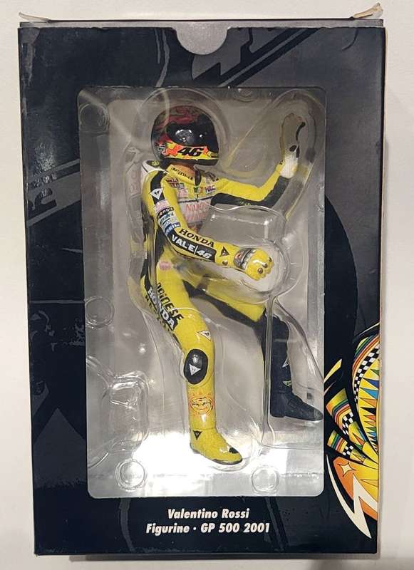 *NEW/RARE/BOXED* 1/12 Minichamps - Valentino Rossi GP 500 2001 (Sitting)