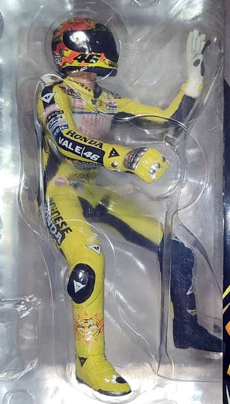 *NEW/RARE/BOXED* 1/12 Minichamps - Valentino Rossi GP 500 2001 (Sitting)
