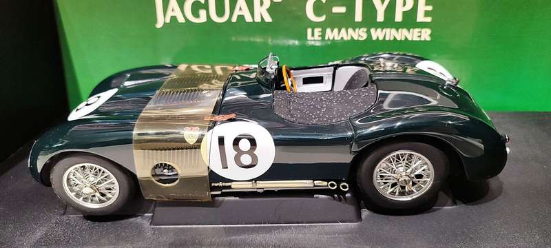 **Mint/Boxed** 1/18 AutoArt Racing Division Jaguar C Type LeMans Winner 1953 Racing Green (85387)