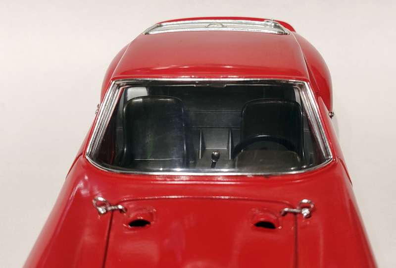 *Vintage Pre-Loved* 1/18 Bburago (Vintage Made In Italy) Ferrari GTO 1962
