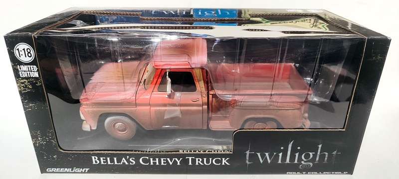 *NEW* 1/18 Greenlight Adult Collectible - "Twilight" Bella's Chevy Truck Limited Edition