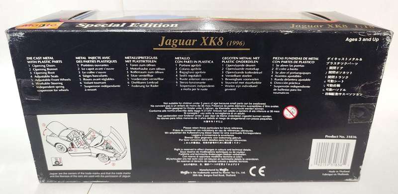 **Pre-Loved/Mint/Boxed** 1/18 Maisto SE Jaguar XK8 1996 Metallic Blue (31836)