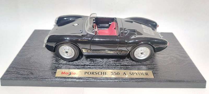 **BOXED/MINT MODEL** 1/18 Maisto SE Porsche 550 A Spyder Black (31843)
